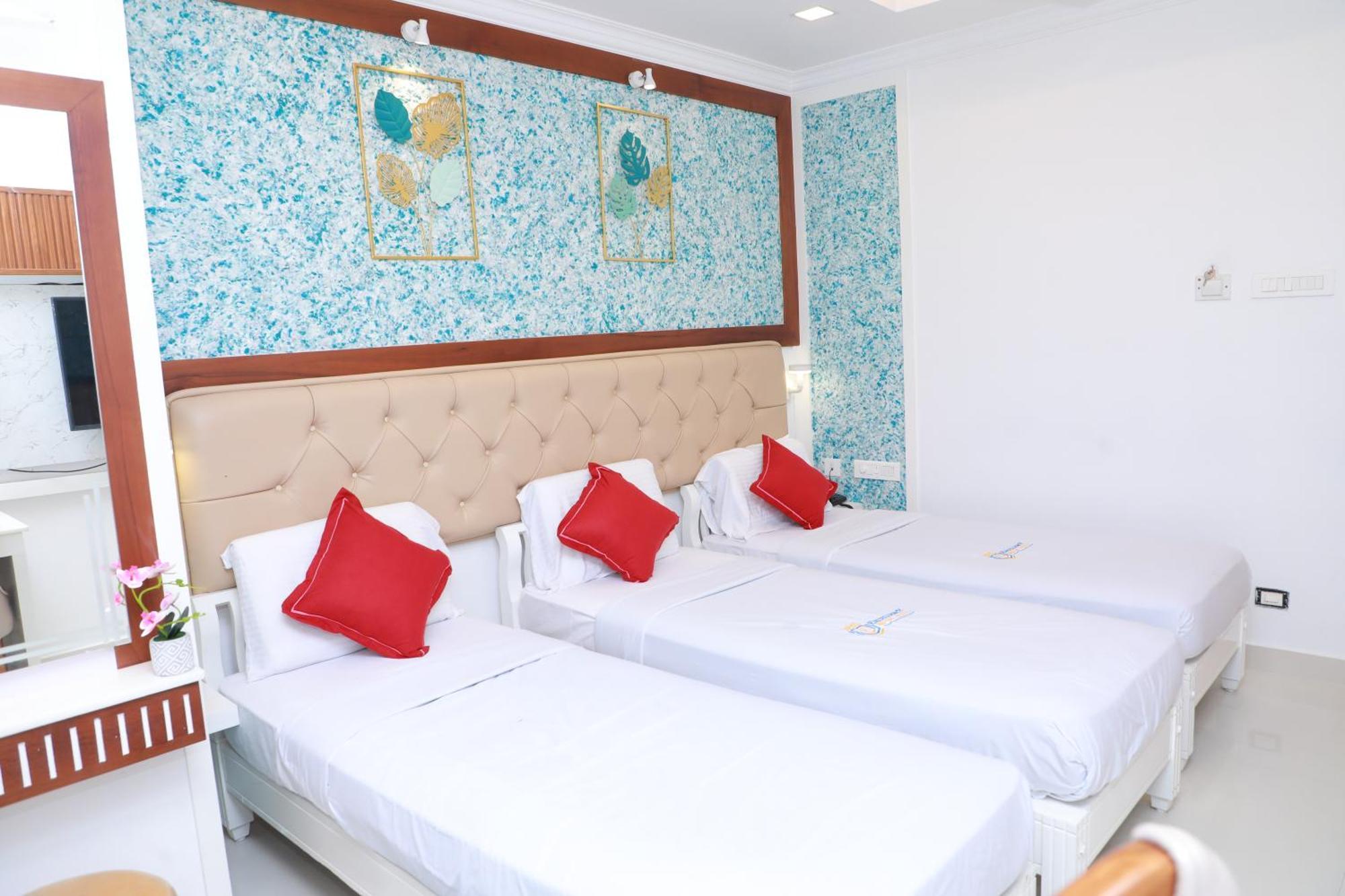 Excellency Airport Hotel Kochi 外观 照片