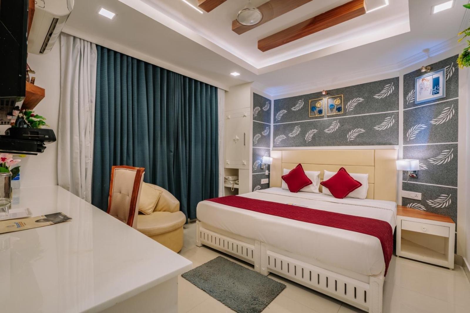 Excellency Airport Hotel Kochi 外观 照片