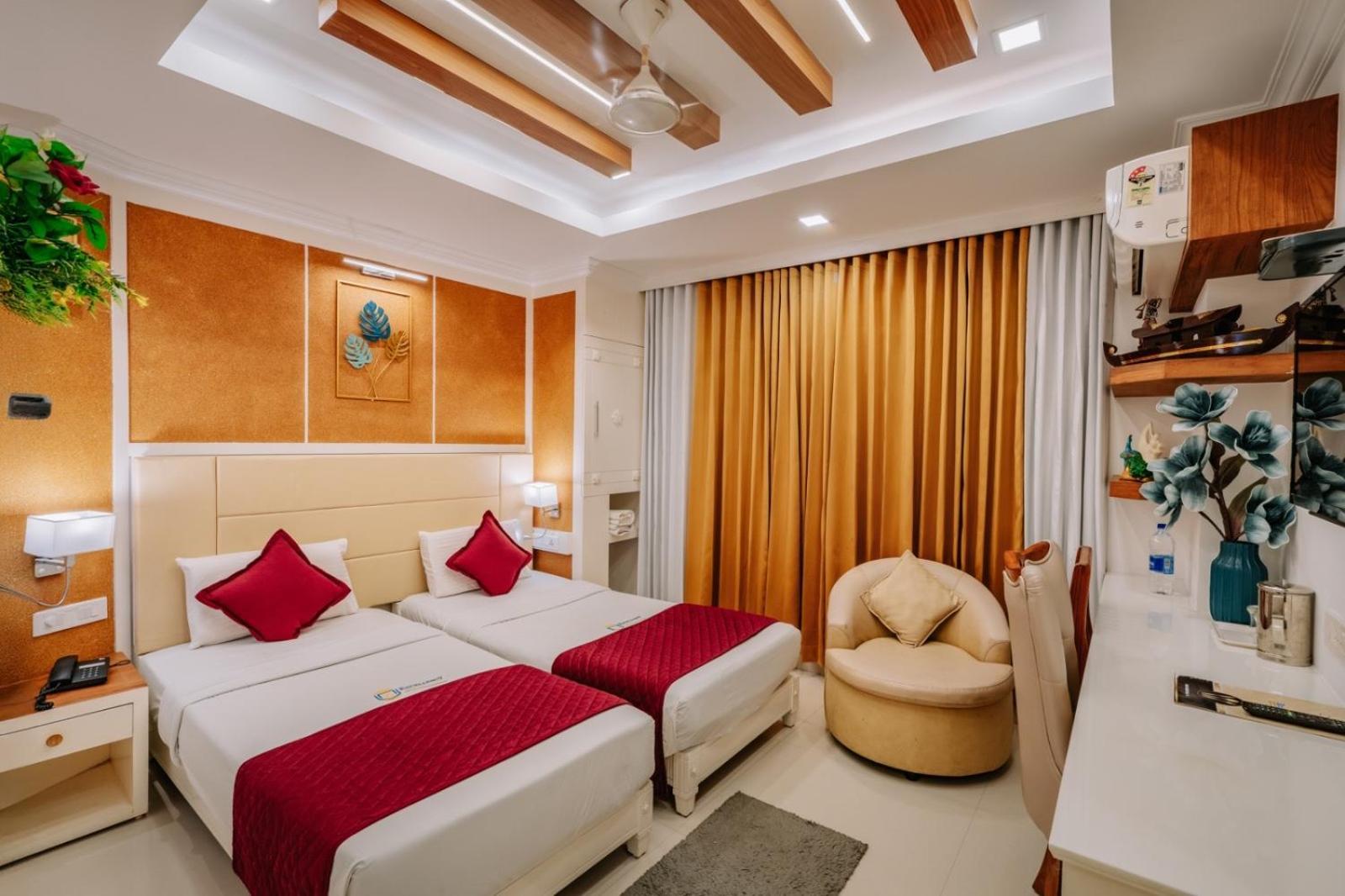 Excellency Airport Hotel Kochi 外观 照片